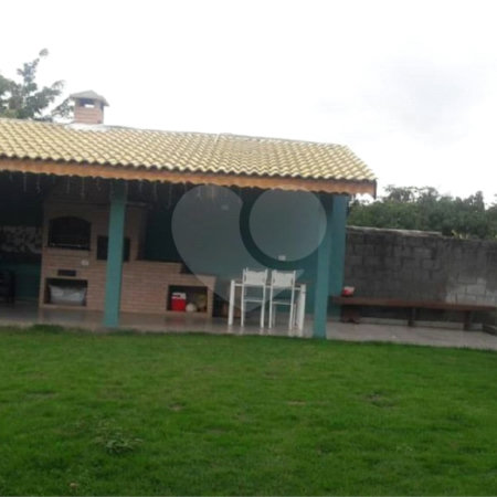 Chácara à venda com 5 quartos, sendo 2 suítes, em Campos de Atibaia, Atibaia, SP