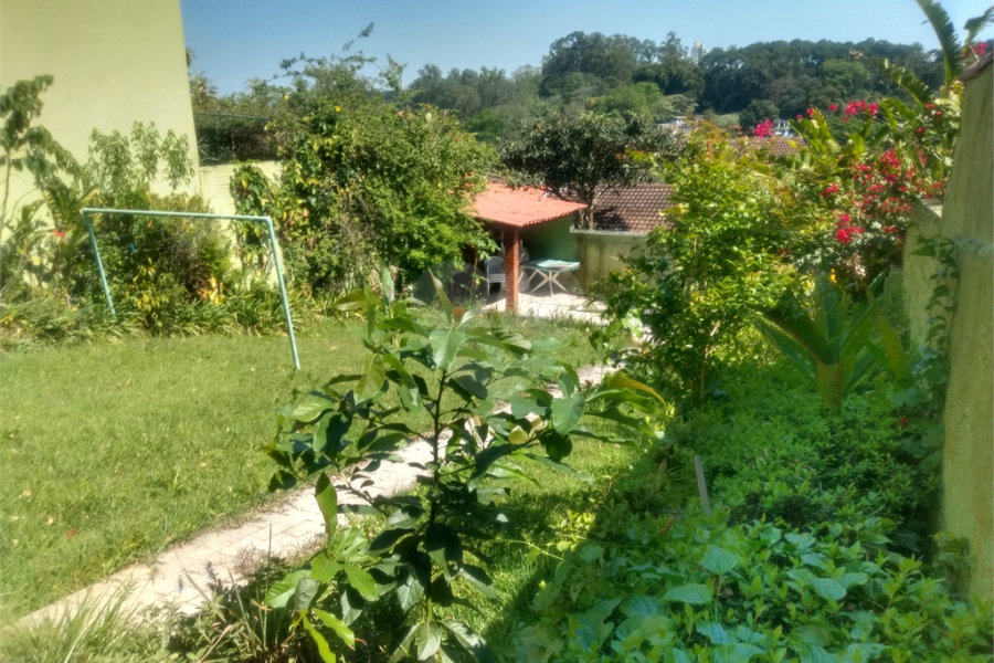Sobrado à venda com 3 quartos em Horto, São Paulo, SP