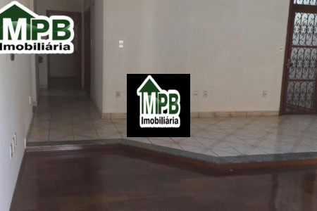 Sobrado à venda com 5 quartos, sendo 3 suítes, em Jardim Helena Cristina, Sorocaba, SP