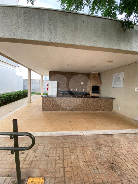Apartamento para venda no Monte Athos.