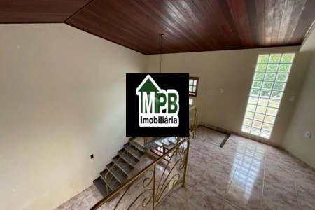 Sobrado à venda com 3 quartos, sendo 1 suíte, em Jardim Refúgio, Sorocaba, SP