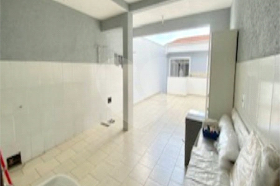 Sobrado à venda com 3 quartos, sendo 1 suíte, em Vila Guilherme, São Paulo, SP