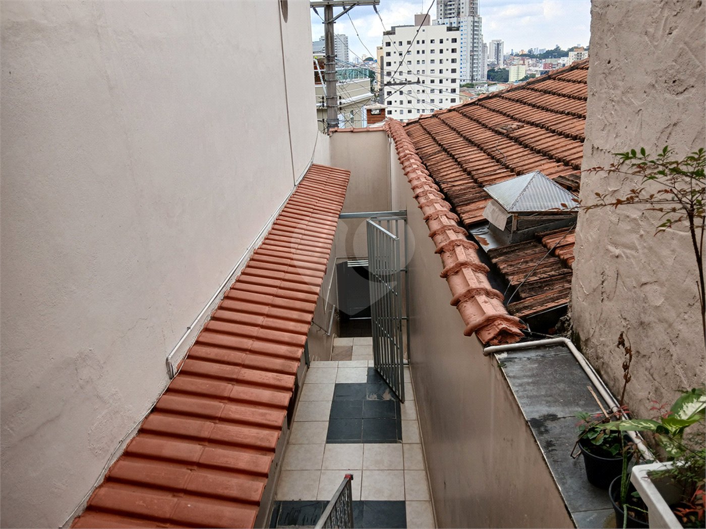Sobrado à venda com 5 quartos, sendo 1 suíte, em Tucuruvi, São Paulo, SP