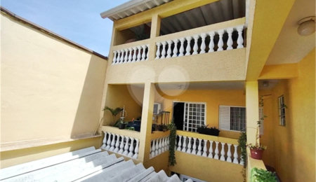 Casa Térrea à venda com 2 quartos em Vila Nivi, São Paulo, SP