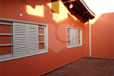 Casa à venda com 3 quartos em Santa Rosa, Vinhedo, SP