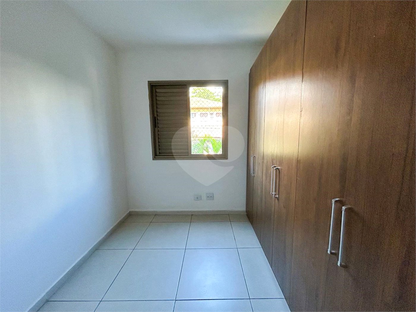 Apartamento à venda com 3 quartos, sendo 1 suíte,  em Planalto Paulista, São Paulo, SP