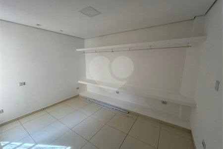 Casa de Vila para alugar com 4 suítes em Vila Romana, São Paulo, SP