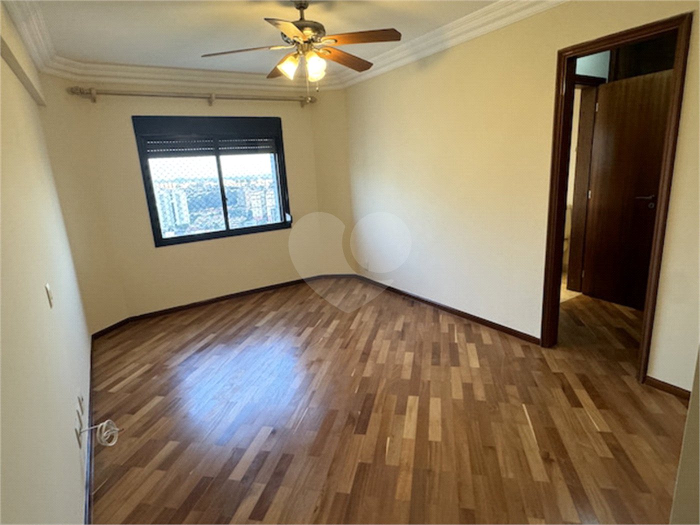 Cobertura à venda ou para alugar com 5 quartos, sendo 4 suítes, em Santo Amaro, São Paulo, SP