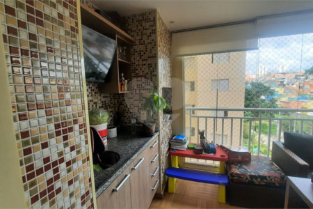Apartamento à venda com 3 quartos, sendo 1 suíte, em Vila Santo Antônio, Guarulhos, SP