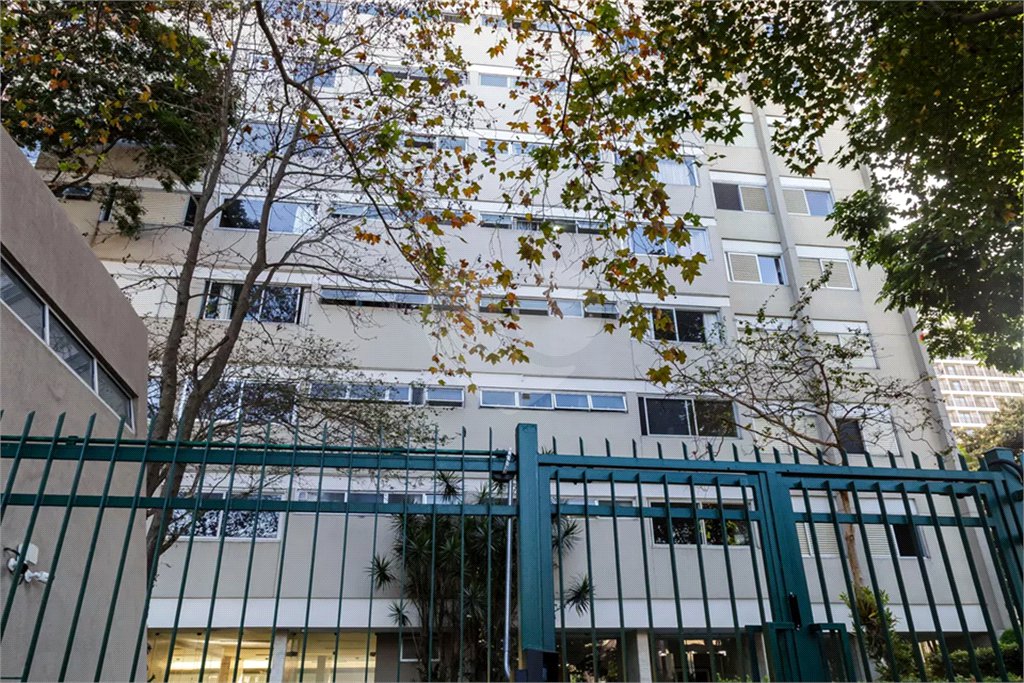 Apartamento à venda com 2 quartos, sendo 1 suíte, em Vila Olímpia, São Paulo, SP