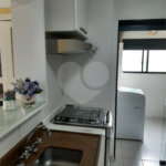 Apartamento à venda com 3 quartos, sendo 1 suíte, em Santo Amaro, São Paulo, SP