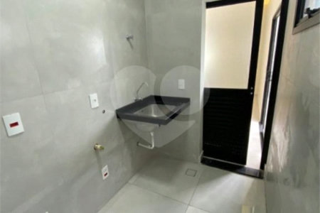 Casa à venda com 3 quartos, sendo 1 suíte, no condomínio Lagos D´icaraí, Salto - SP