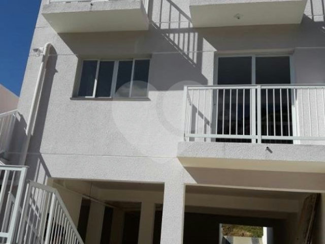 Sobrado à venda com 3 quartos, sendo 1 suíte,  em Villa Verde, Franco da Rocha, SP