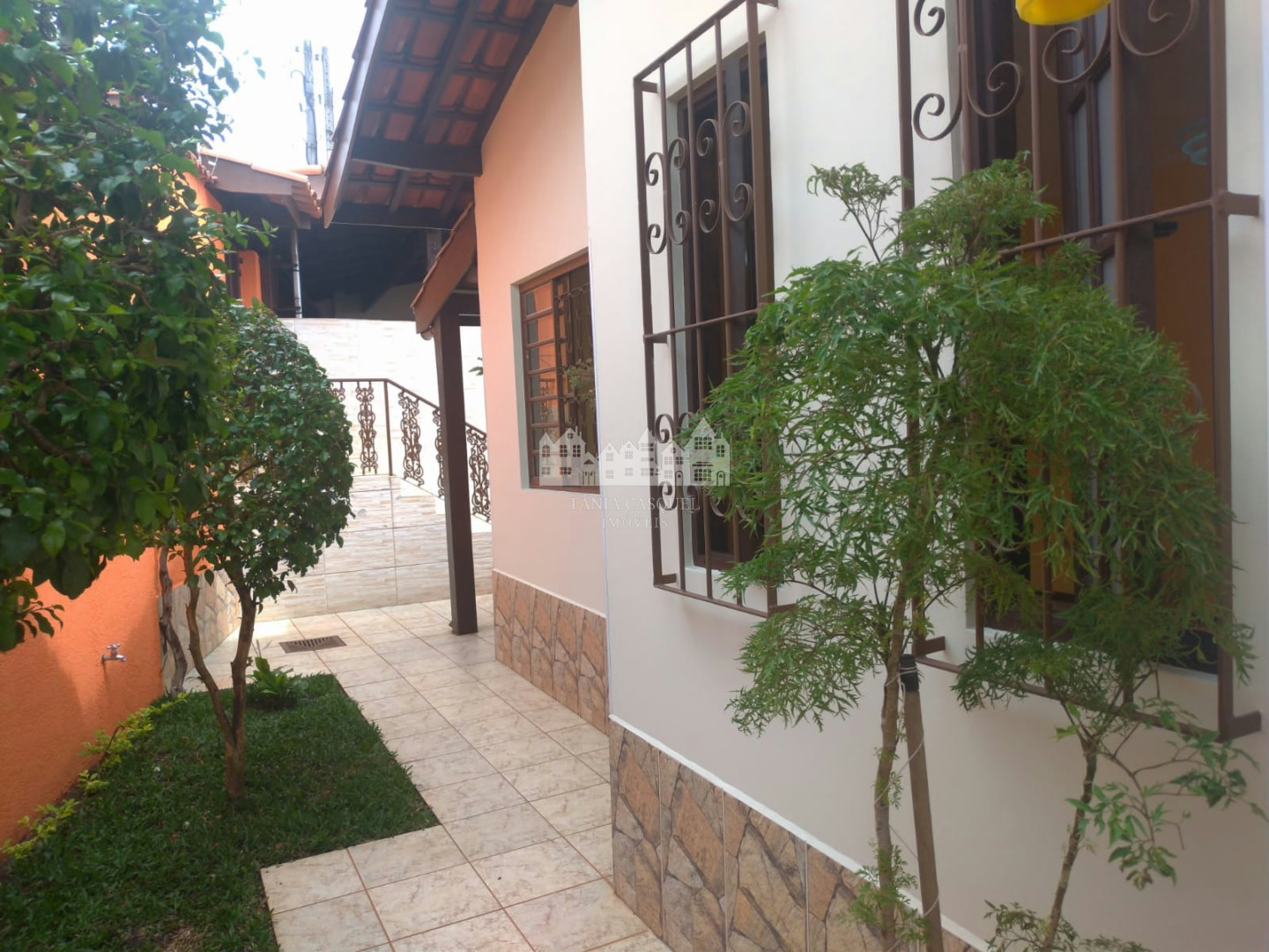 Casa, 2 quartos, 14647 m² - Foto 2