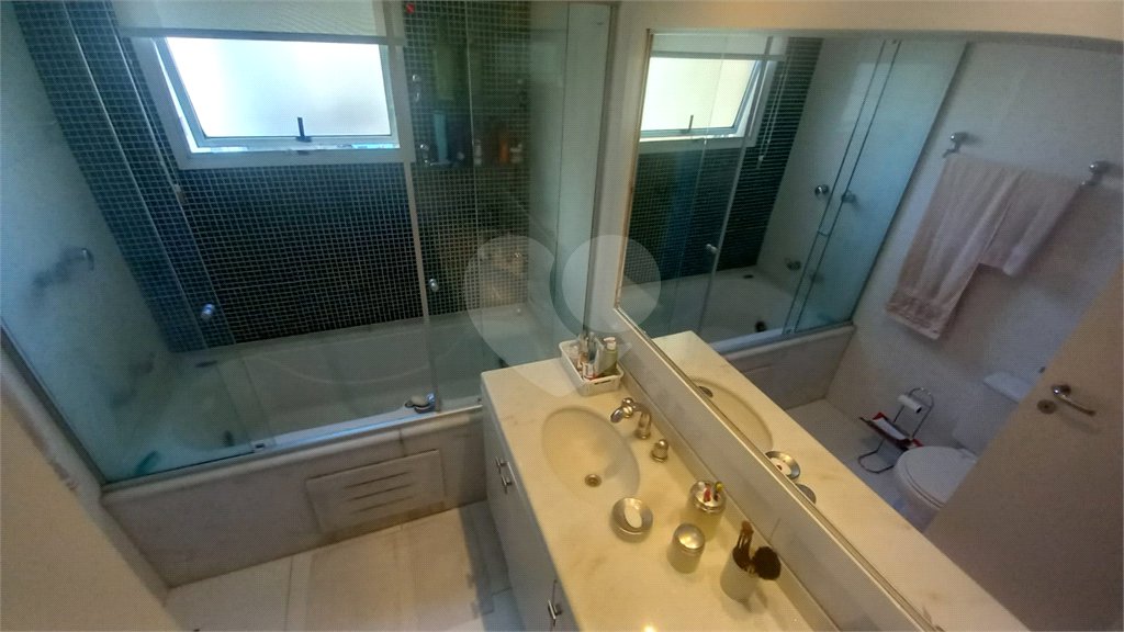 Apartamento à venda com 4 quartos, sendo 3 suítes,  em Santana, São Paulo, SP