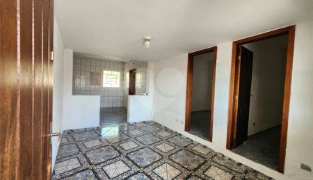 Casa à venda com 2 quartos no Centro, Poá, SP