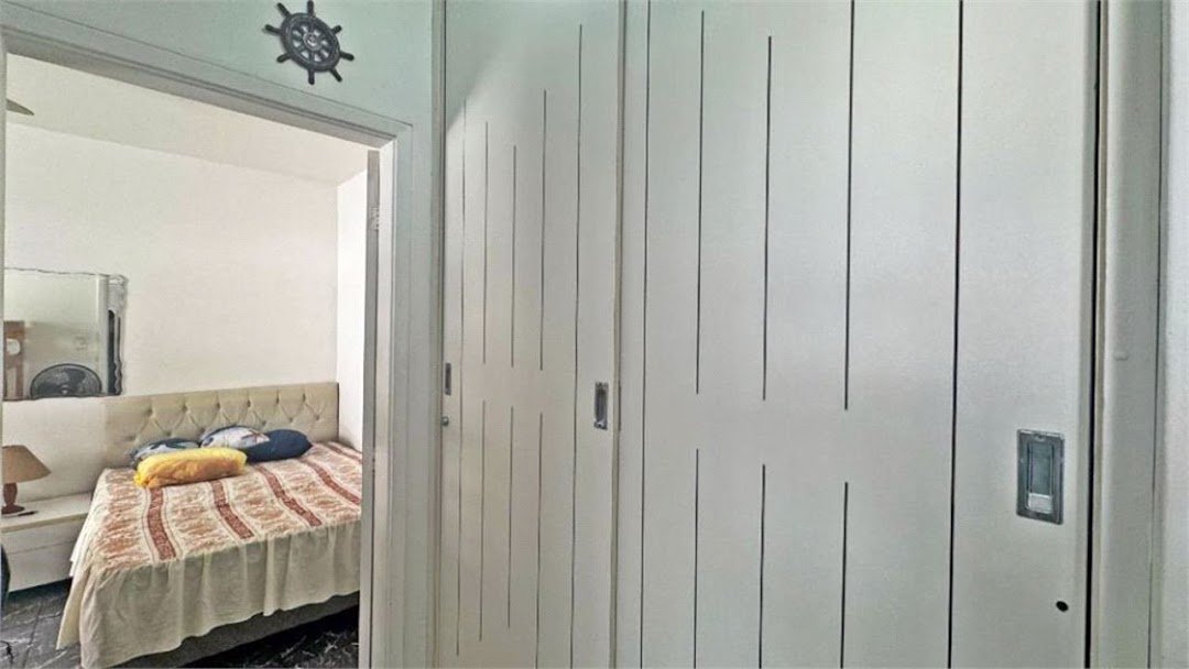 Apartamento Residencial à venda, Vila Guilhermina, Praia Grande - AP0381.