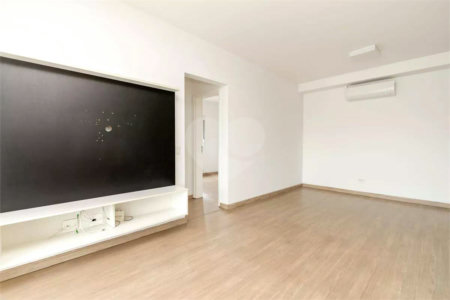 Apartamento à venda com 2 suítes em Vila Cordeiro, São Paulo, SP