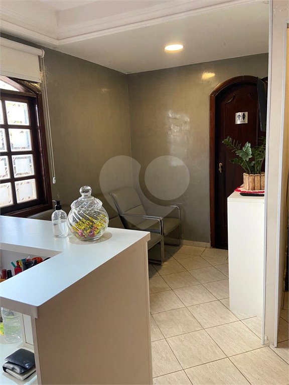 Sobrado à venda com 3 quartos, sendo 1 suíte, em Vila Gomes Cardim, São Paulo, SP