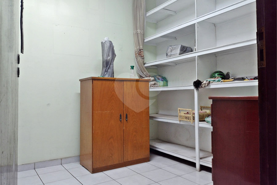 Casa à venda com 4 quartos, sendo 1 suíte, em Vila Germinal, São Paulo, SP