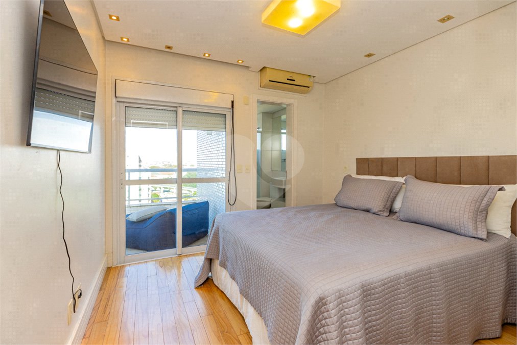 Apartamento à venda com 4 quartos, sendo 3 suítes, em Campo Belo, São Paulo, SP