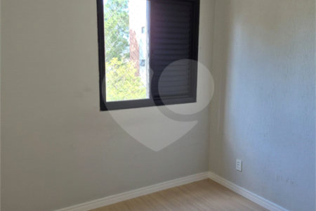 Apartamento à venda com 3 quartos, sendo 1 suíte,  em Cidade São Francisco, São Paulo, SP
