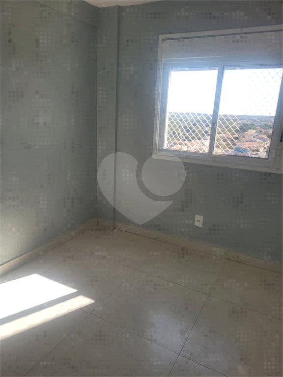 Apartamento à venda com 2 quartos, sendo 1 suíte, em Vila Teixeira, Salto, SP