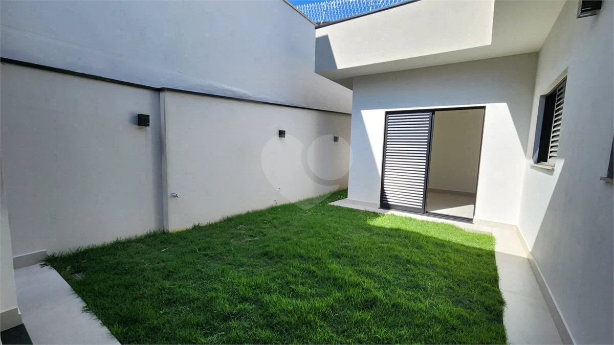Casa Térrea Recém-Construída à Venda no Condomínio Portal do Bosque – Louveira/SP