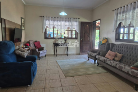Casa à venda com 3 suítes no condomínio Portal Dos Nobres, Atibaia - SP