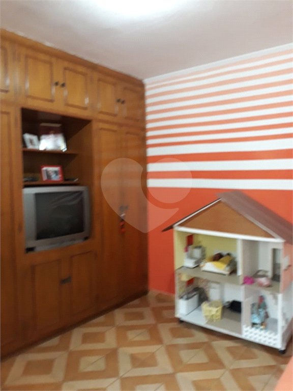 Casa à venda com 2 quartos, sendo 1 suíte,  em Vila Anastácio, São Paulo, SP