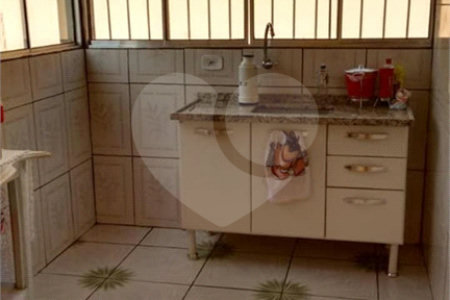 Sobrado à venda com 4 quartos em Parque Bom Retiro, Paulínia, SP