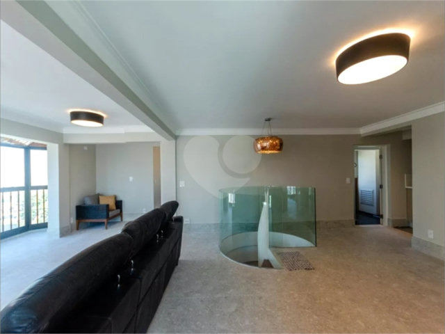 Duplex para alugar com 4 quartos, sendo 2 suítes,  em Tremembé, São Paulo, SP