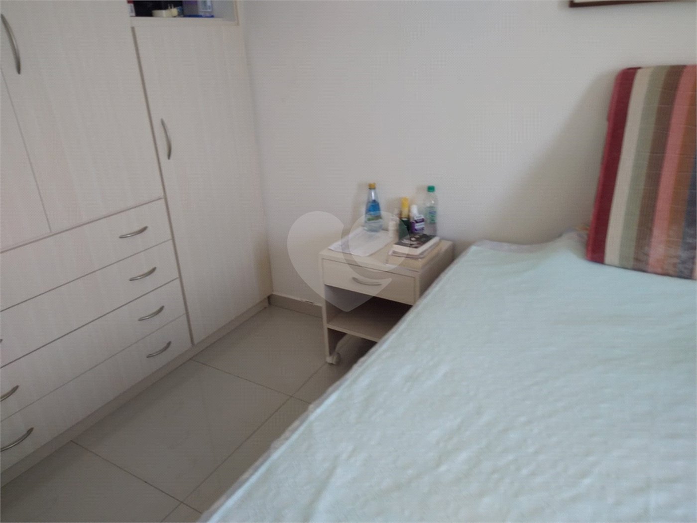 Apartamento à venda com 3 quartos, sendo 1 suíte, em Parque Santana, Mogi das Cruzes, SP