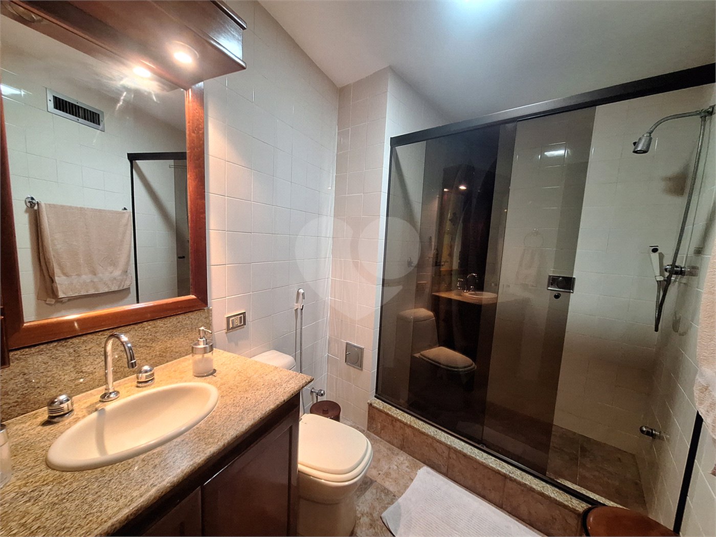 Apartamento à venda com 3 quartos, sendo 1 suíte, em Maracanã, Rio de Janeiro, RJ