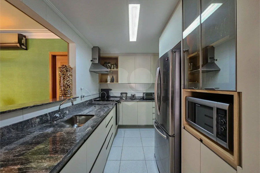 Apartamento à venda com 4 suítes em Riviera de São Lourenço, Bertioga, SP