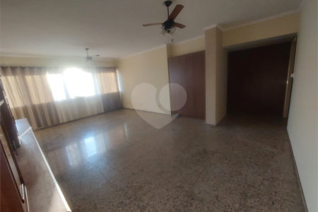 Apartamento Edifício Roberto Martinez .