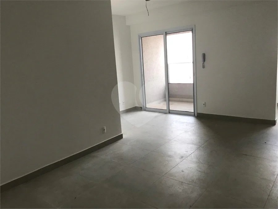 APARTAMENTO 02 DORMITÓRIOS COLADO NA USP