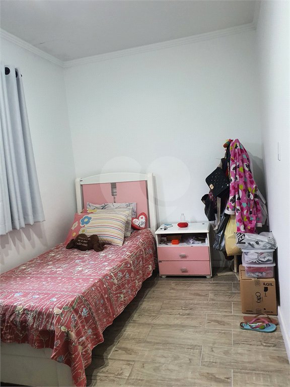 Sobrado à venda com 2 quartos, sendo 1 suíte, em Jardim Meliunas, São Paulo, SP