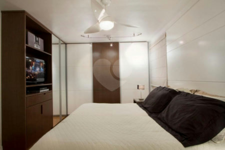 Apartamento à venda com 2 quartos, sendo 1 suíte,  em Vila Olímpia, São Paulo, SP