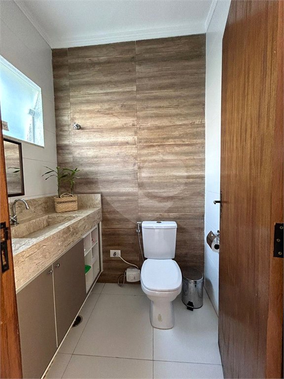Sobrado à venda com 3 quartos, sendo 1 suíte,  em Villa Di Cesar, Mogi das Cruzes, SP
