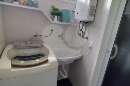 Casa à venda com 3 quartos, sendo 1 suíte,  no condomínio Bella Colonia II, Jundiaí - SP