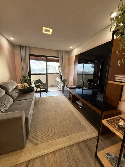 Apartamento à venda com 3 quartos, sendo 1 suíte,  em Jardim do Mar, São Bernardo do Campo, SP