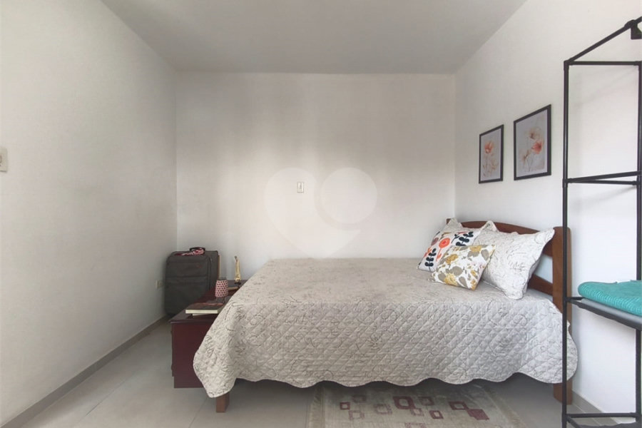 Sobrado à venda com 4 quartos, sendo 1 suíte,  em Vila Aurora (zona Norte), São Paulo, SP