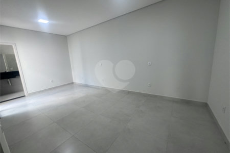 Casa à venda com 3 quartos, sendo 1 suíte, no condomínio Residencial Villagio Wanel, Sorocaba - SP