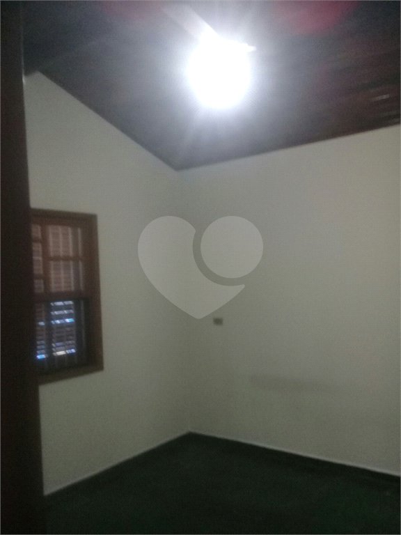 Sobrado à venda com 4 quartos, sendo 2 suítes,  em Jardim Regina, Indaiatuba, SP