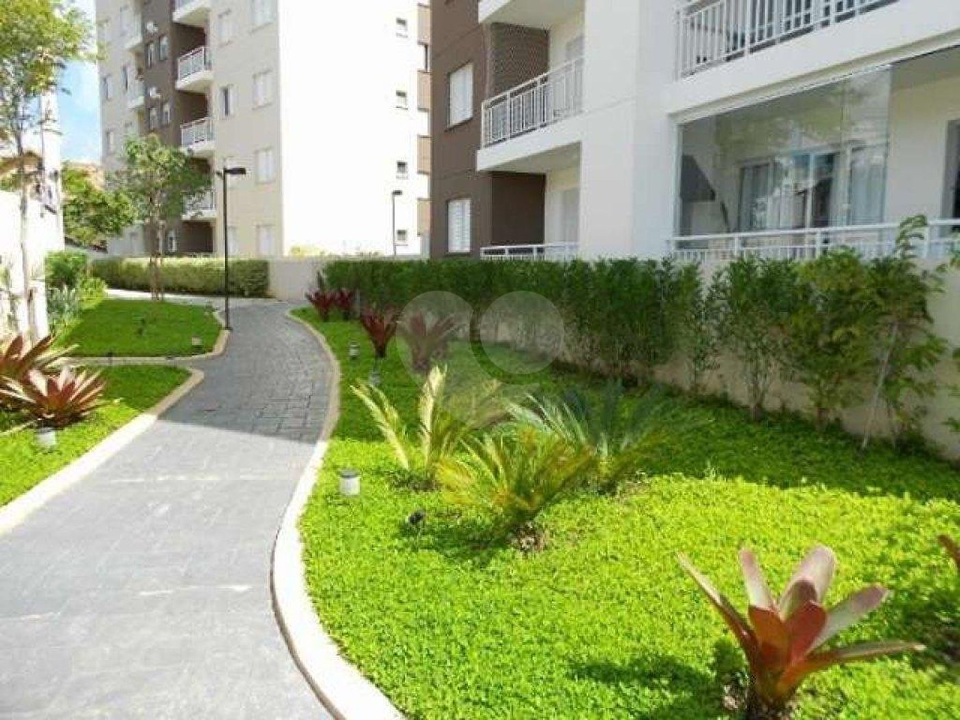 Apartamento à venda com 2 quartos, sendo 1 suíte,  em Jardim Ester, São Paulo, SP
