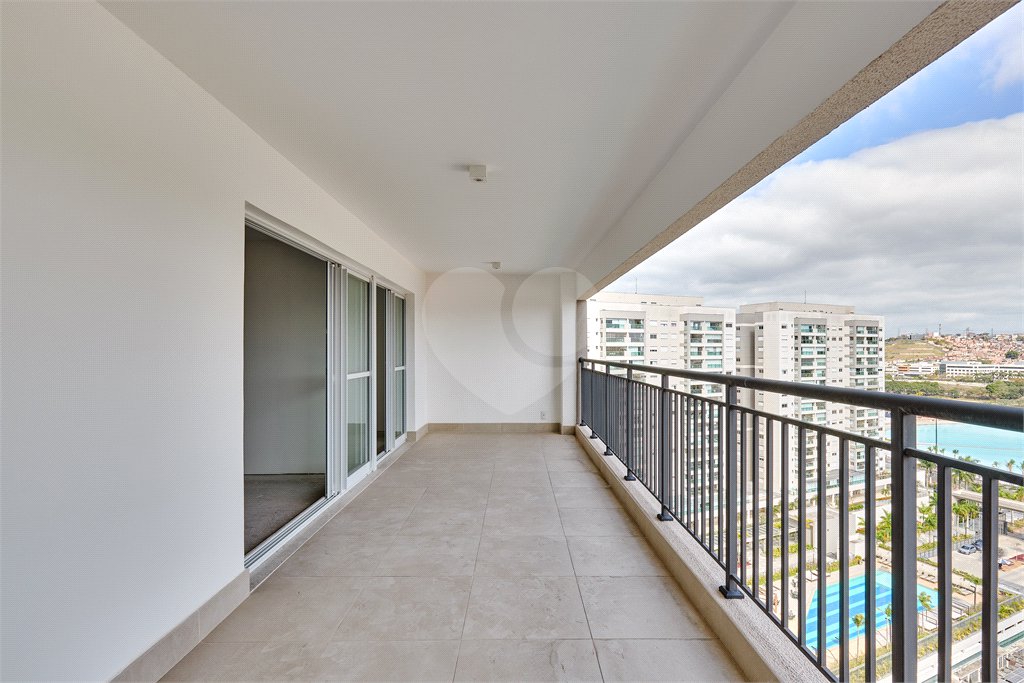 Apartamento à venda com 4 quartos, sendo 2 suítes, em Santo Amaro, São Paulo, SP
