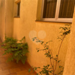 Casa à venda com 2 quartos, sendo 1 suíte, em Vila Rosália, Guarulhos, SP