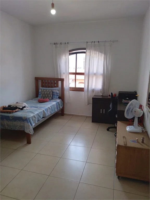 Sobrado à venda com 4 quartos em Jardim Celeste, São Paulo, SP