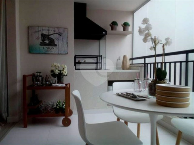 Apartamento à venda com 2 quartos, sendo 1 suíte,  em Vila Guilherme, São Paulo, SP